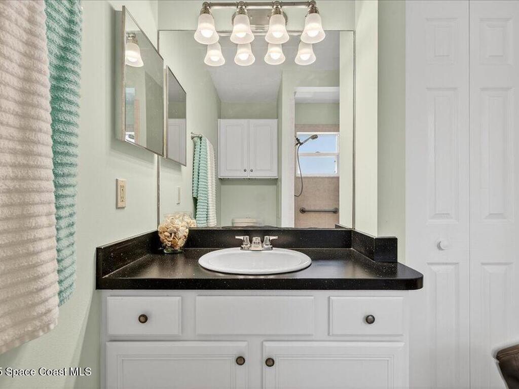 467 Caravan Terrace, Sebastian, FL 32958