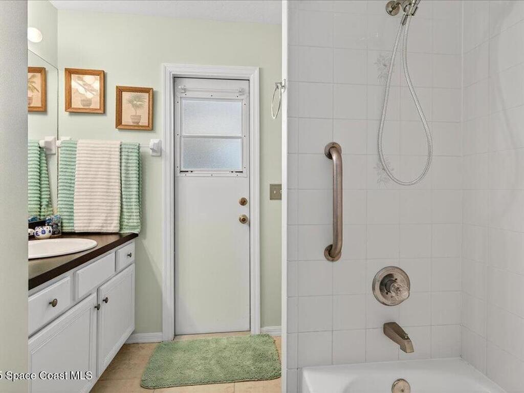 467 Caravan Terrace, Sebastian, FL 32958