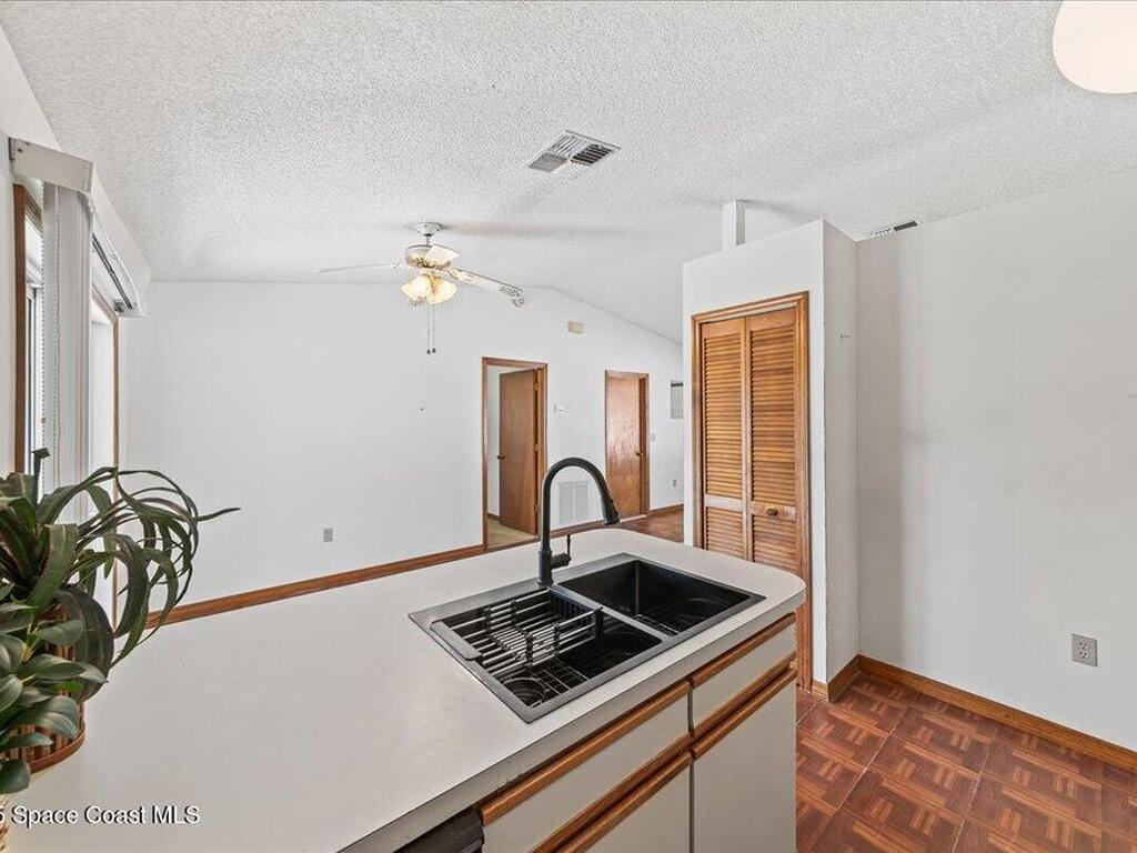 1421 Grand Court, Palm Bay, FL 32907