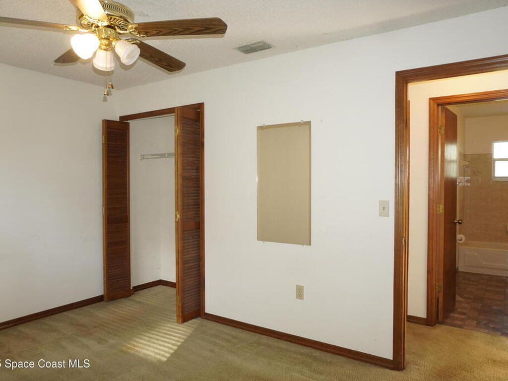 1421 Grand Court, Palm Bay, FL 32907