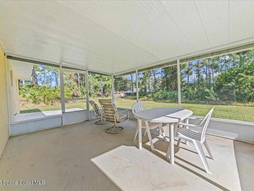 1421 Grand Court, Palm Bay, FL 32907