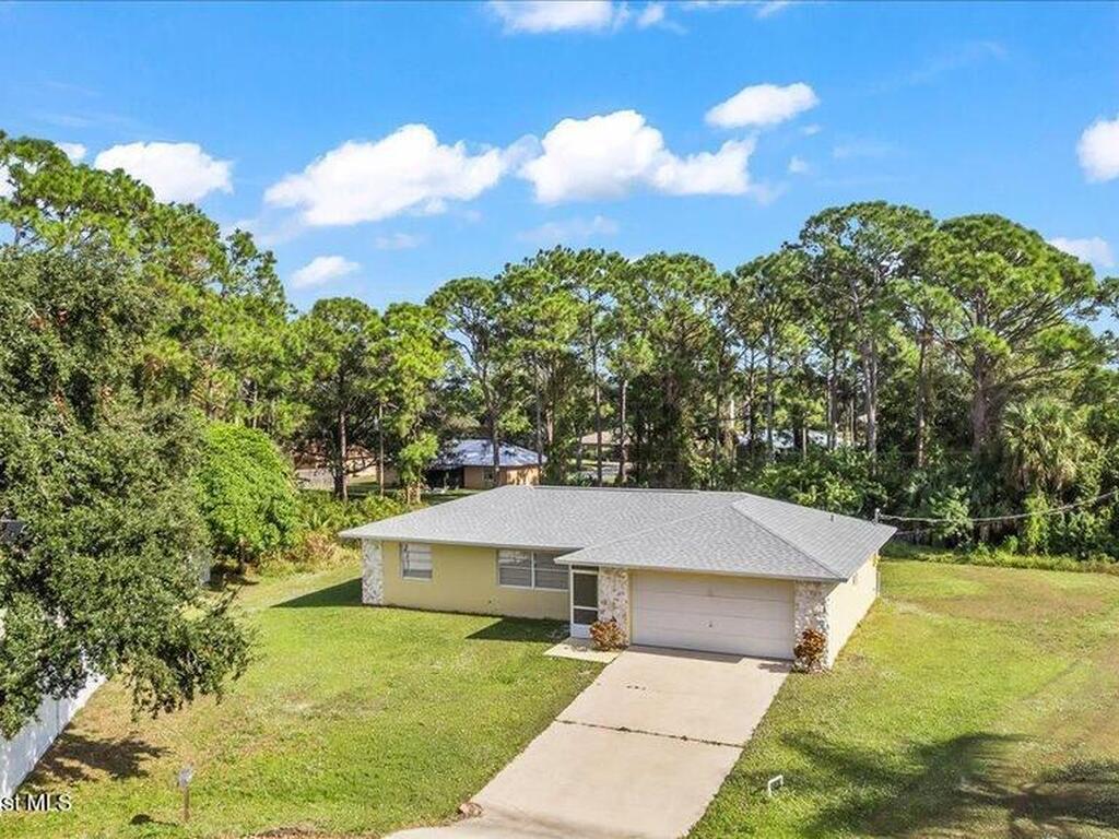 1421 Grand Court, Palm Bay, FL 32907