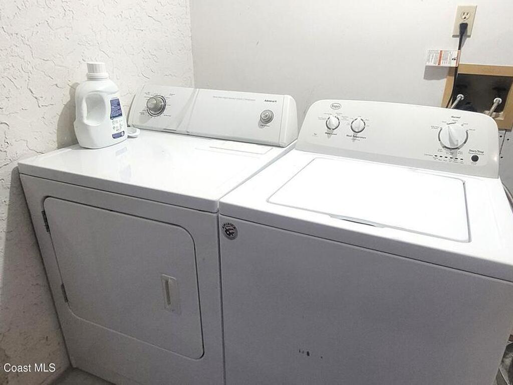 958 Pineland Drive, Rockledge, FL 32955