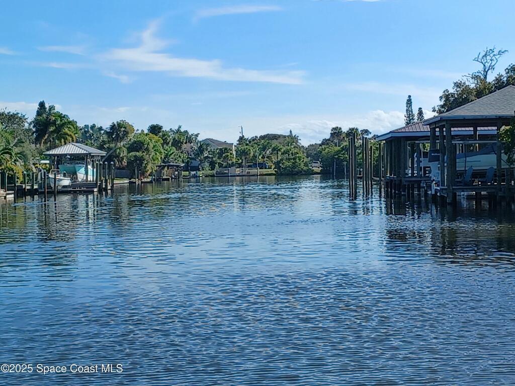 105 Aucila Road, Cocoa Beach, FL 32931