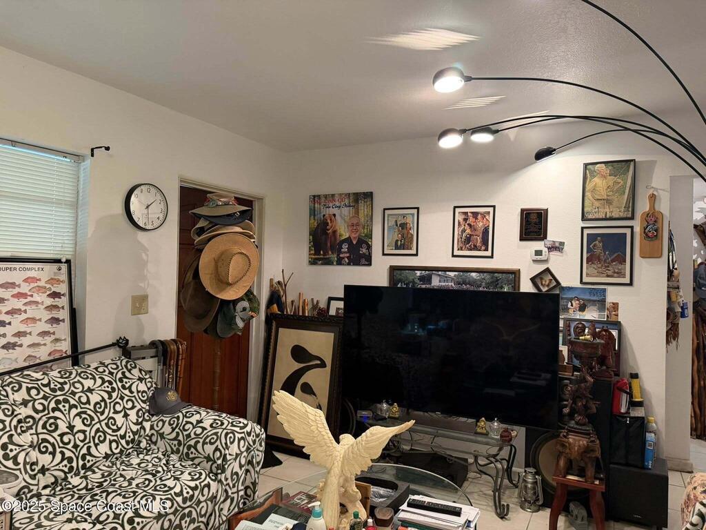 14 W Alma Drive, Melbourne, FL 32935