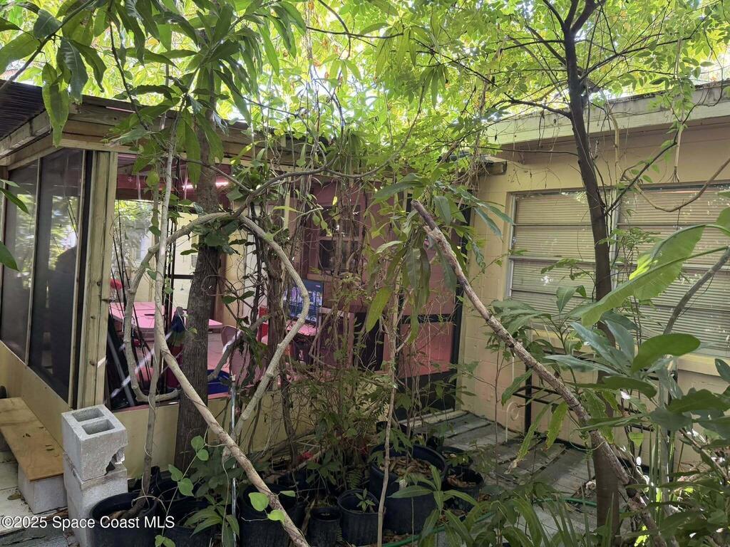 14 W Alma Drive, Melbourne, FL 32935