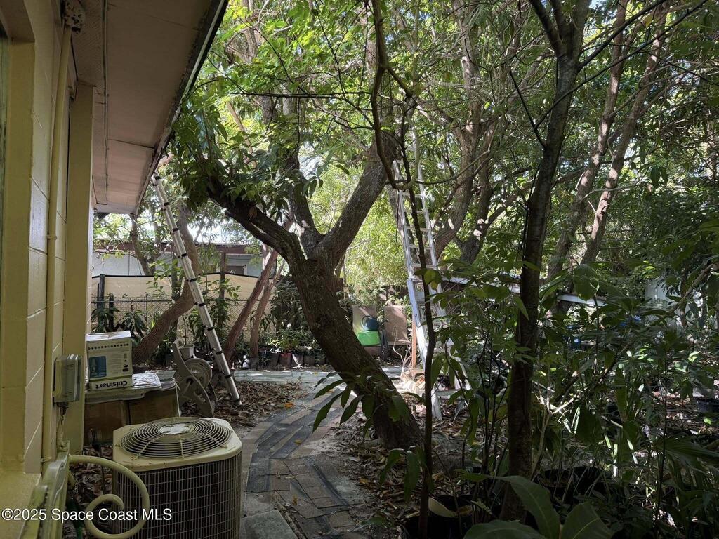 14 W Alma Drive, Melbourne, FL 32935