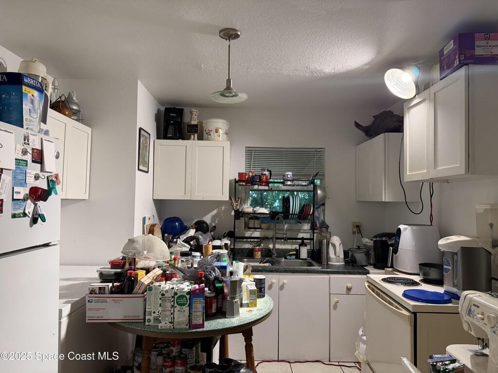 14 W Alma Drive, Melbourne, FL 32935