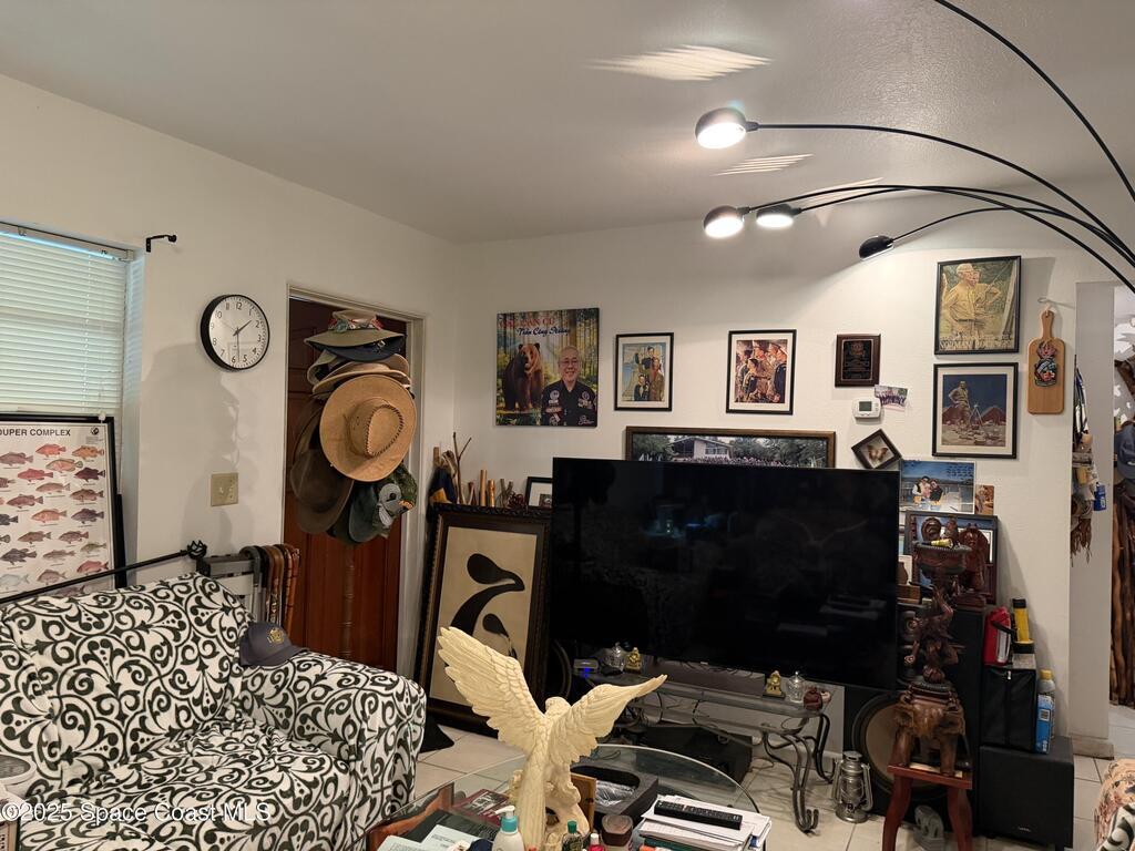 14 W Alma Drive, Melbourne, FL 32935