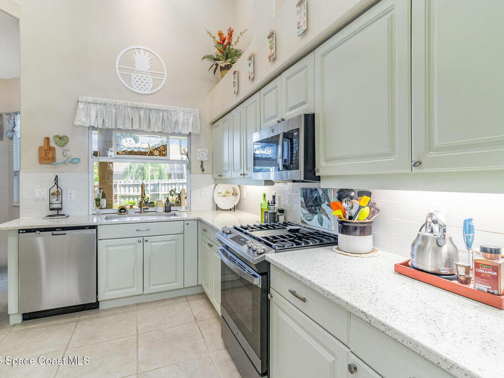 115 Island View Drive, Indian Harbour Beach, FL 32937