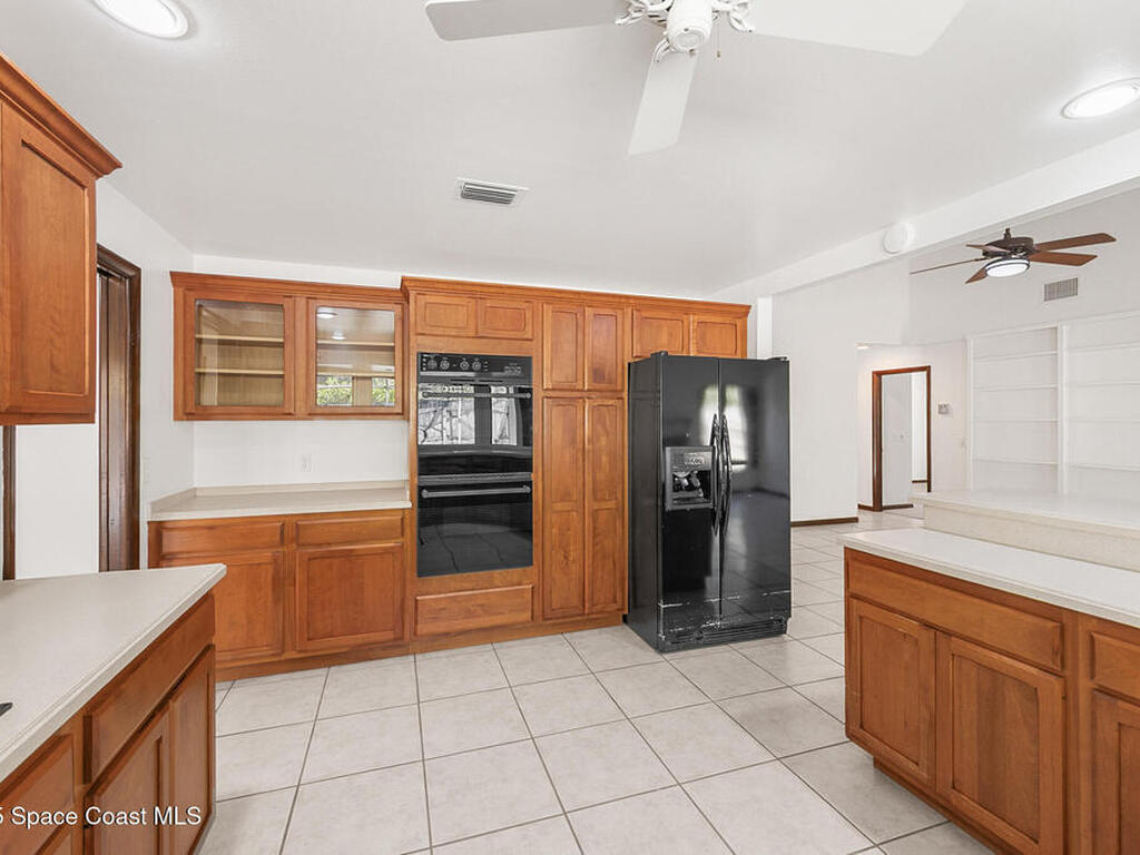 724 Puesta Del Sol Plaza, Indialantic, FL 32903