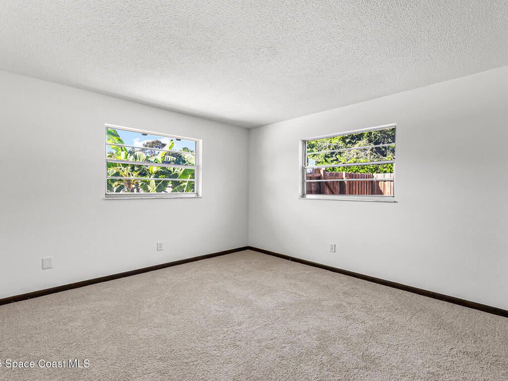 724 Puesta Del Sol Plaza, Indialantic, FL 32903