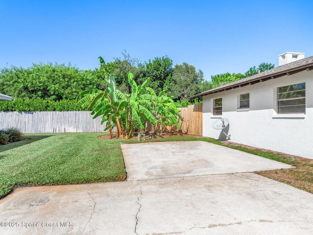 724 Puesta Del Sol Plaza, Indialantic, FL 32903