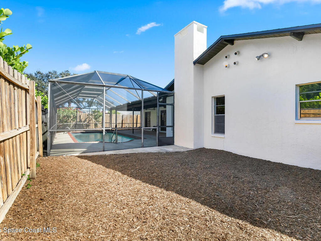 724 Puesta Del Sol Plaza, Indialantic, FL 32903