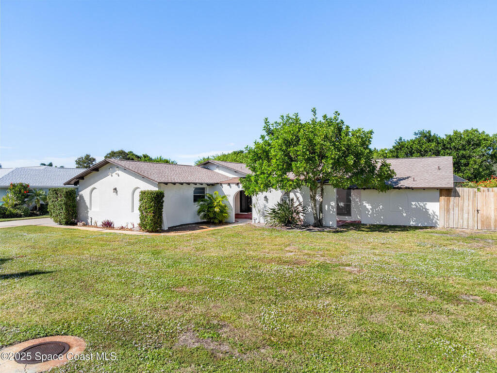 724 Puesta Del Sol Plaza, Indialantic, FL 32903