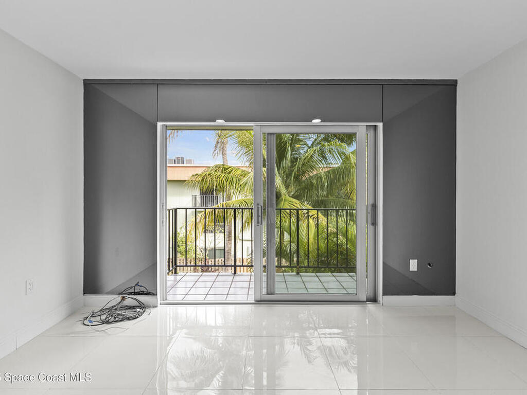 809 W Oakland Park Boulevard, Oakland Park, FL 33311