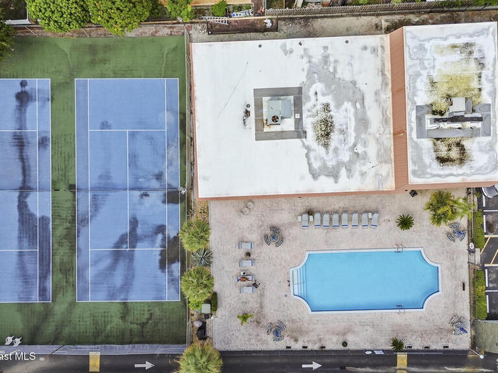 809 W Oakland Park Boulevard, Oakland Park, FL 33311