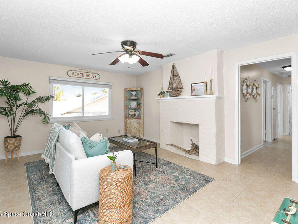 435 3rd Avenue, Indialantic, FL 32903