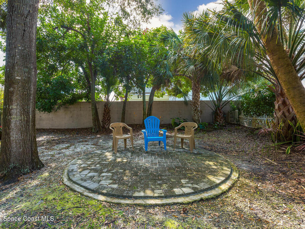 435 3rd Avenue, Indialantic, FL 32903