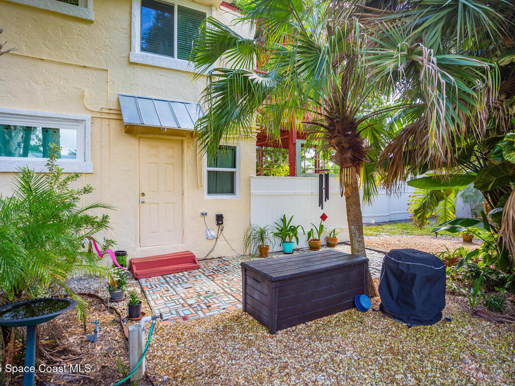 435 3rd Avenue, Indialantic, FL 32903