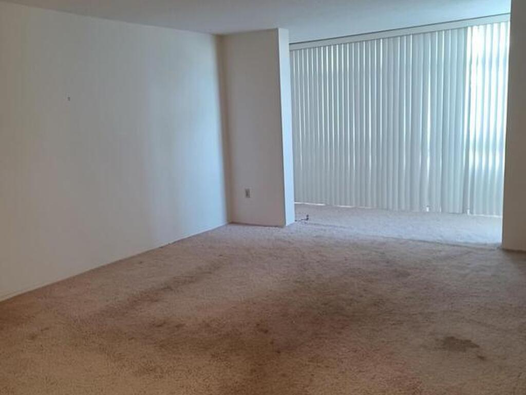 2020 N Atlantic Avenue, Cocoa Beach, FL 32931