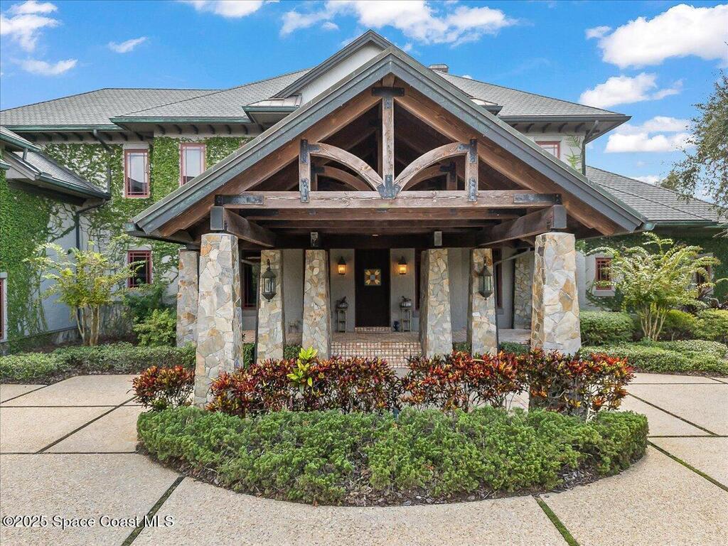 586 Wethersfield Place, Suntree, FL 32940