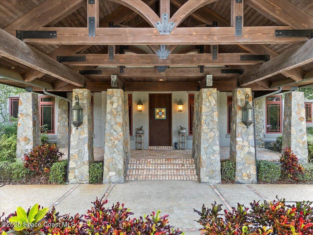 586 Wethersfield Place, Suntree, FL 32940