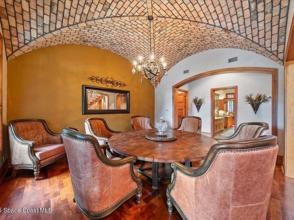 586 Wethersfield Place, Suntree, FL 32940