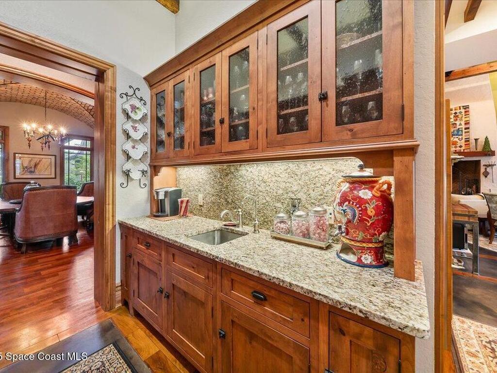 586 Wethersfield Place, Suntree, FL 32940