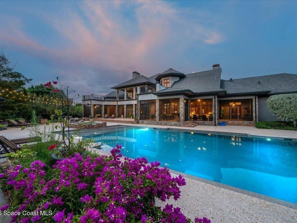 586 Wethersfield Place, Suntree, FL 32940