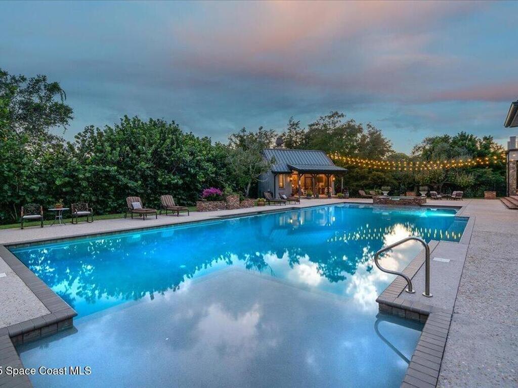 586 Wethersfield Place, Suntree, FL 32940