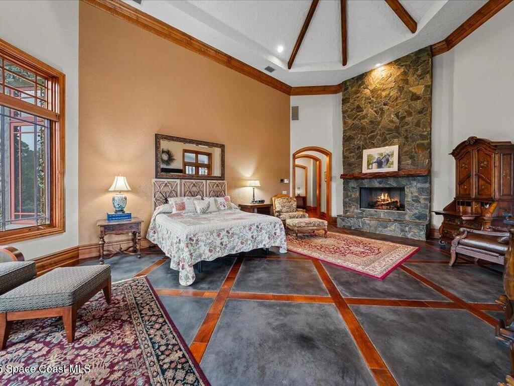 586 Wethersfield Place, Suntree, FL 32940