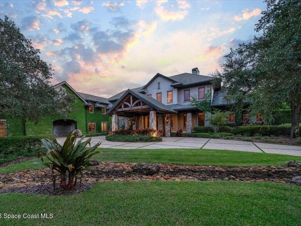 586 Wethersfield Place, Suntree, FL 32940