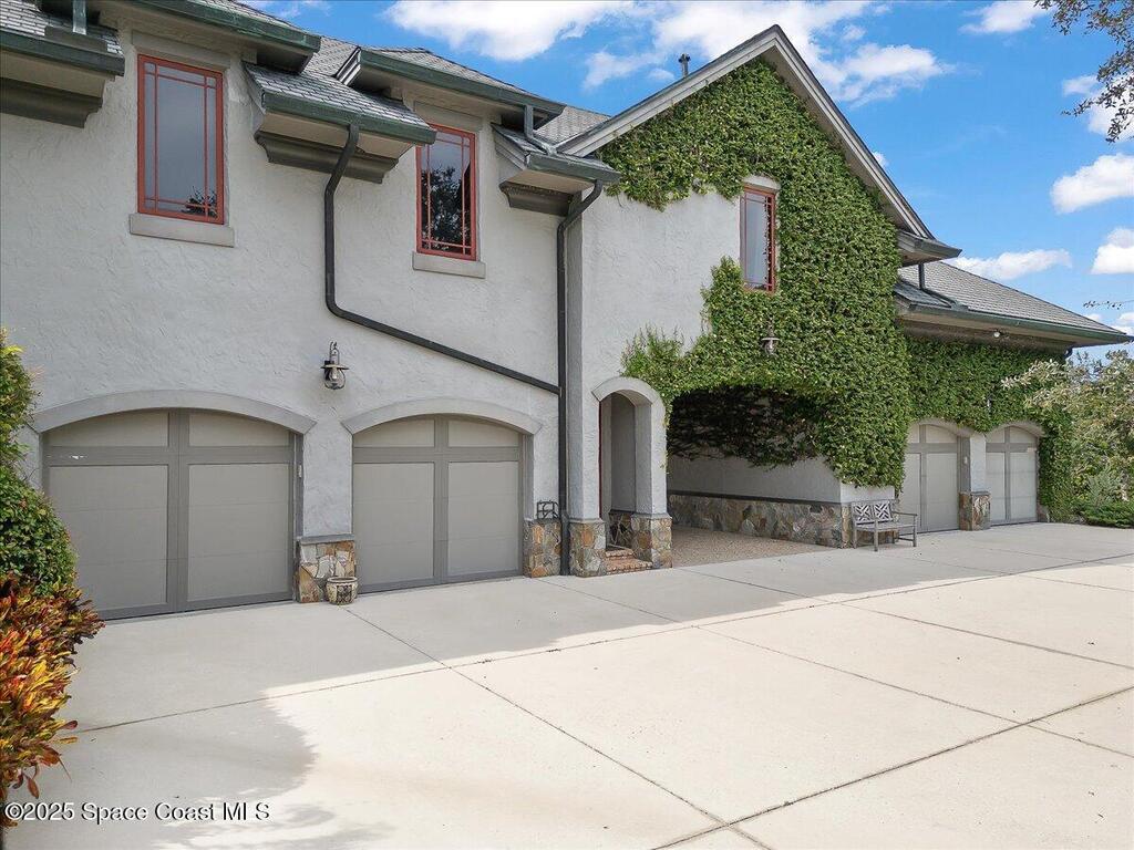 586 Wethersfield Place, Suntree, FL 32940