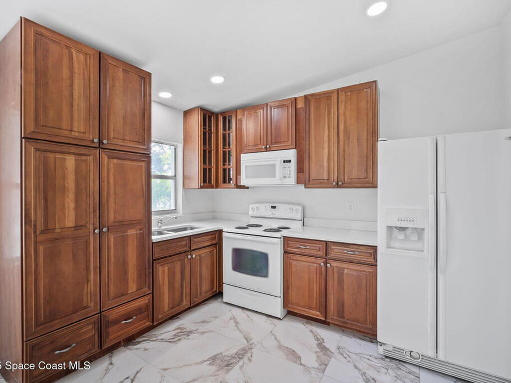 150 Cedar Avenue, Cocoa Beach, FL 32931