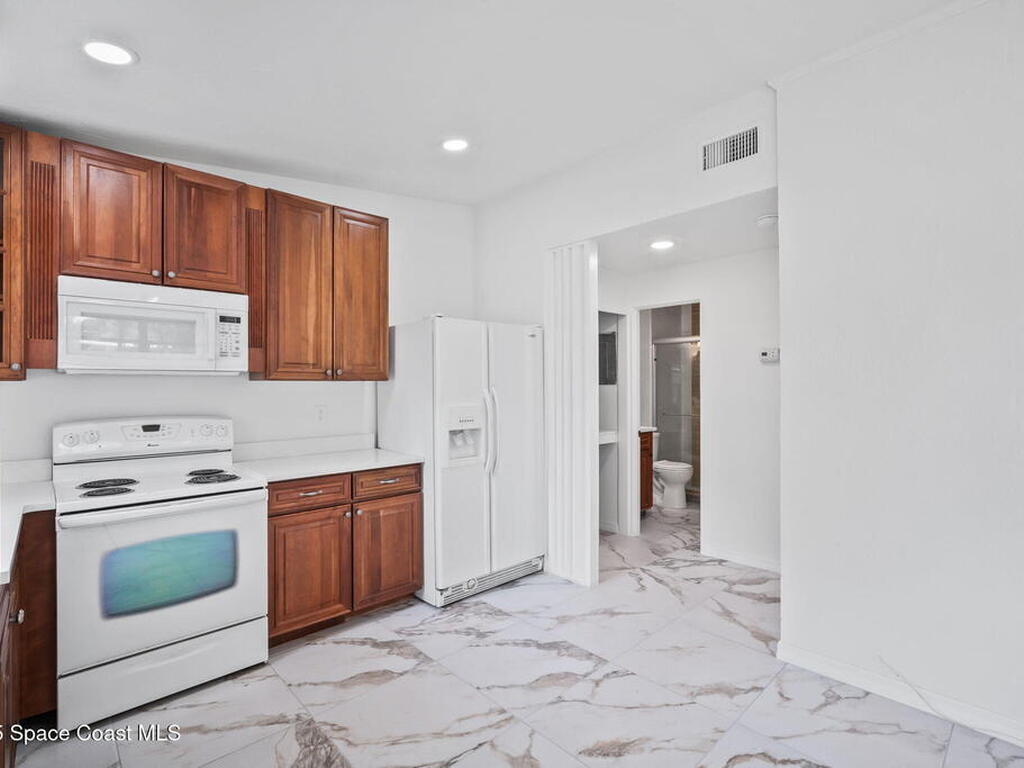 150 Cedar Avenue, Cocoa Beach, FL 32931