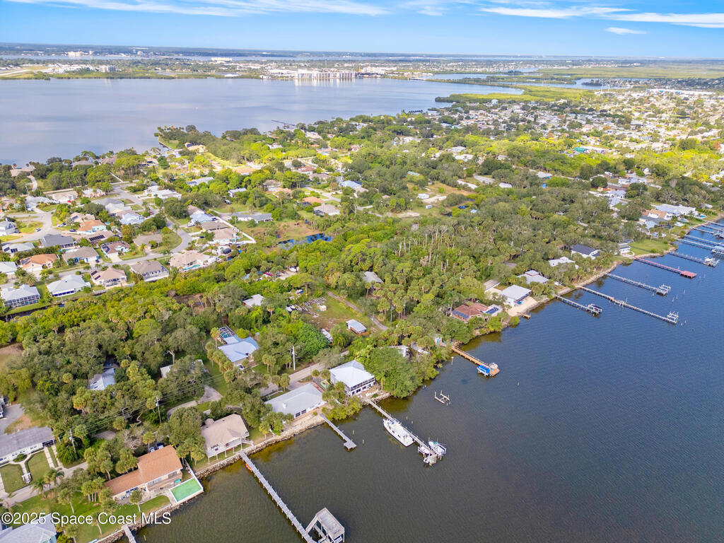 925 S Banana River Drive, Merritt Island, FL 32952