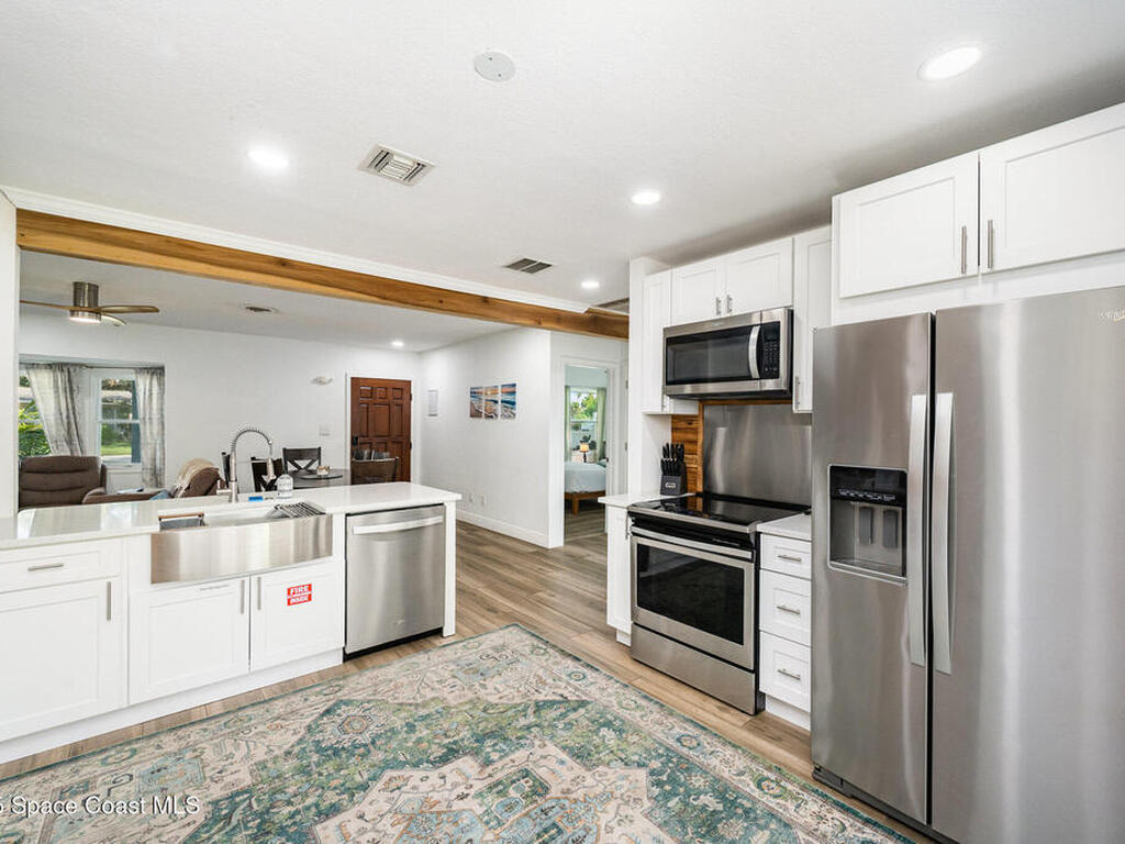 113 W Leon Lane, Cocoa Beach, FL 32931