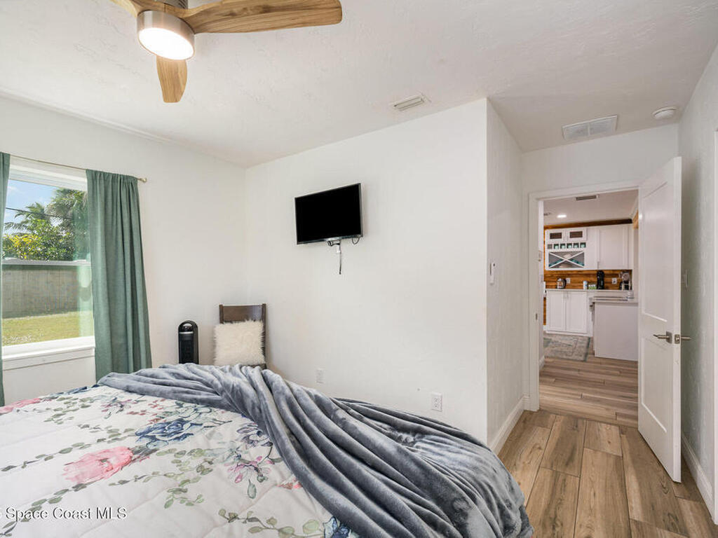 113 W Leon Lane, Cocoa Beach, FL 32931