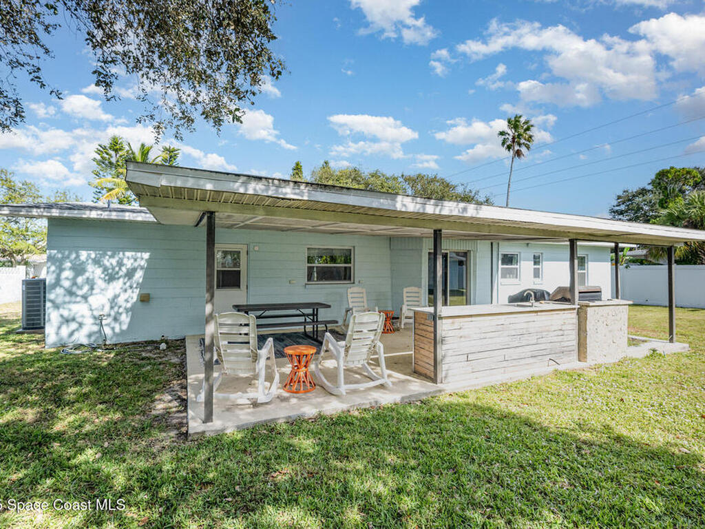 113 W Leon Lane, Cocoa Beach, FL 32931