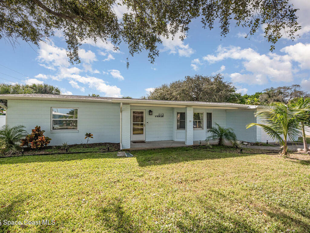 113 W Leon Lane, Cocoa Beach, FL 32931