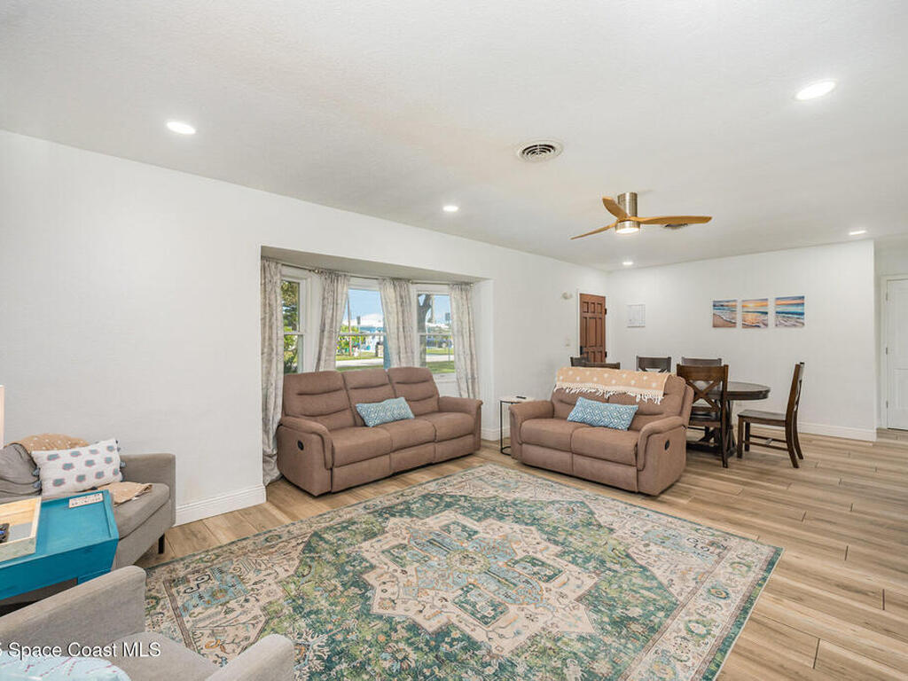 113 W Leon Lane, Cocoa Beach, FL 32931
