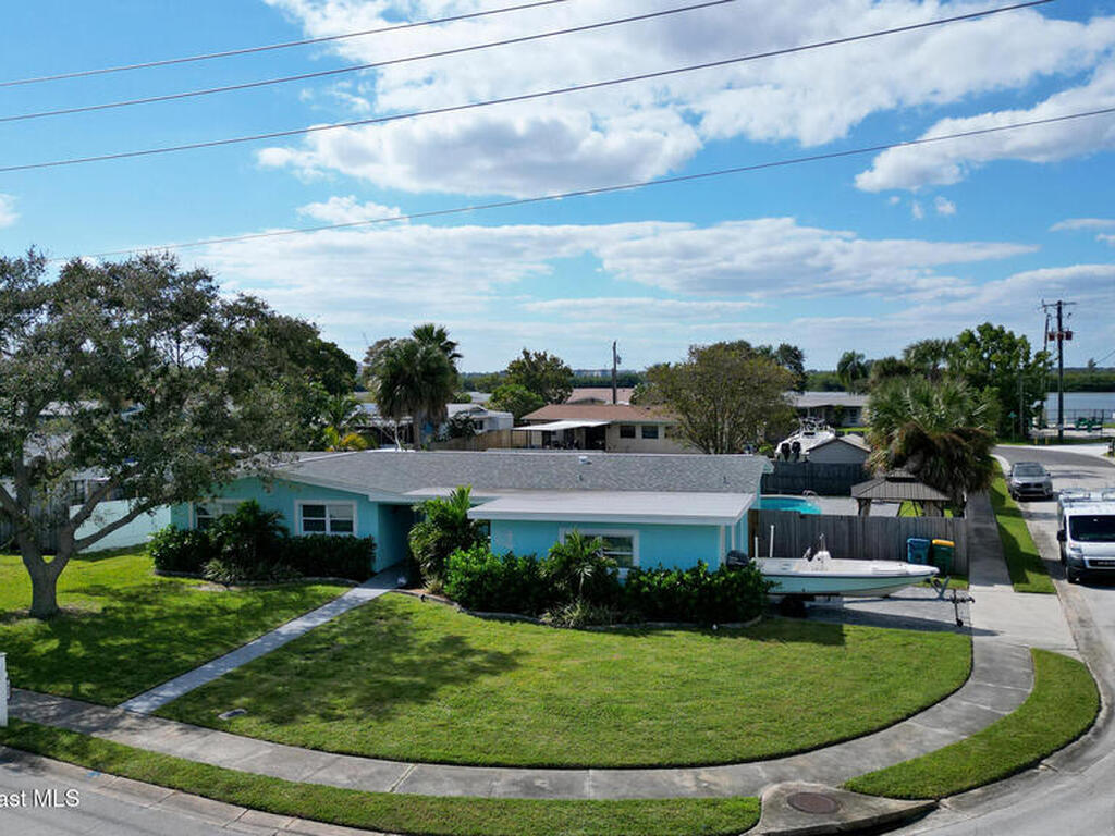 635 Barrett Drive, Merritt Island, FL 32952