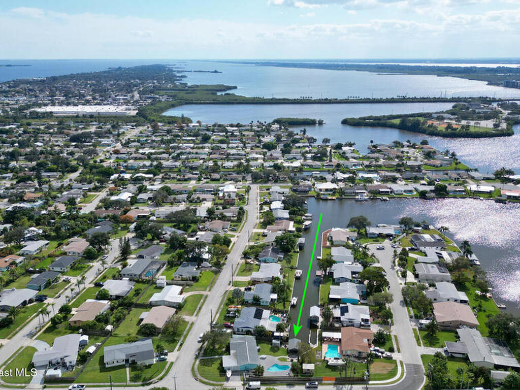 635 Barrett Drive, Merritt Island, FL 32952