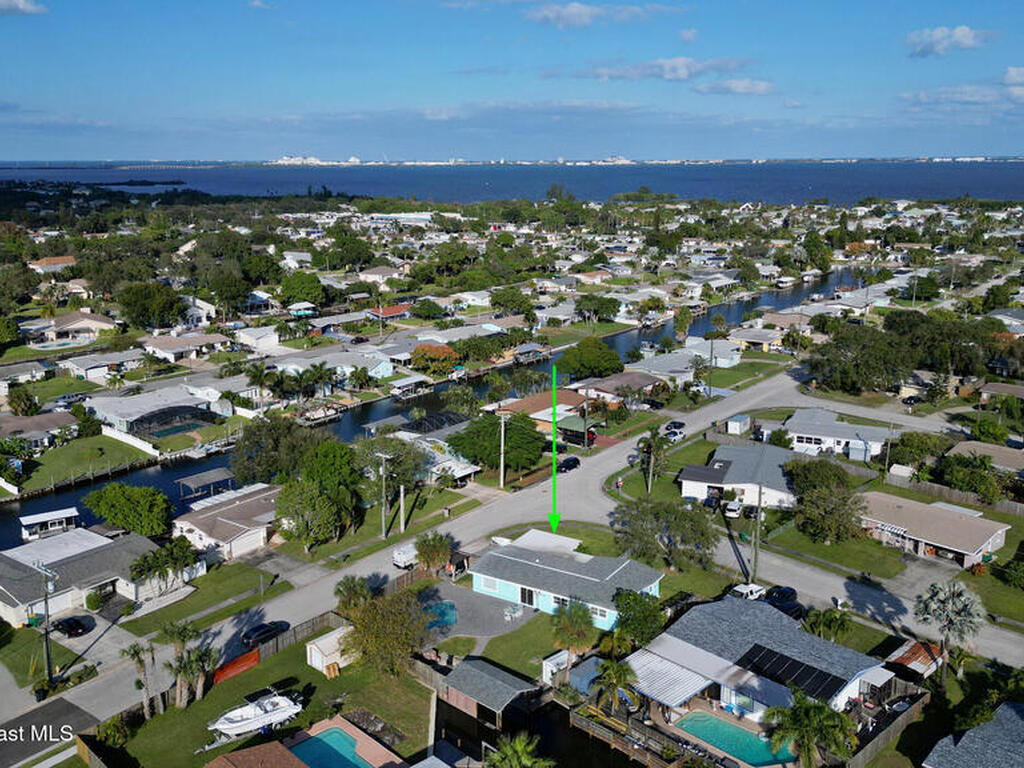 635 Barrett Drive, Merritt Island, FL 32952