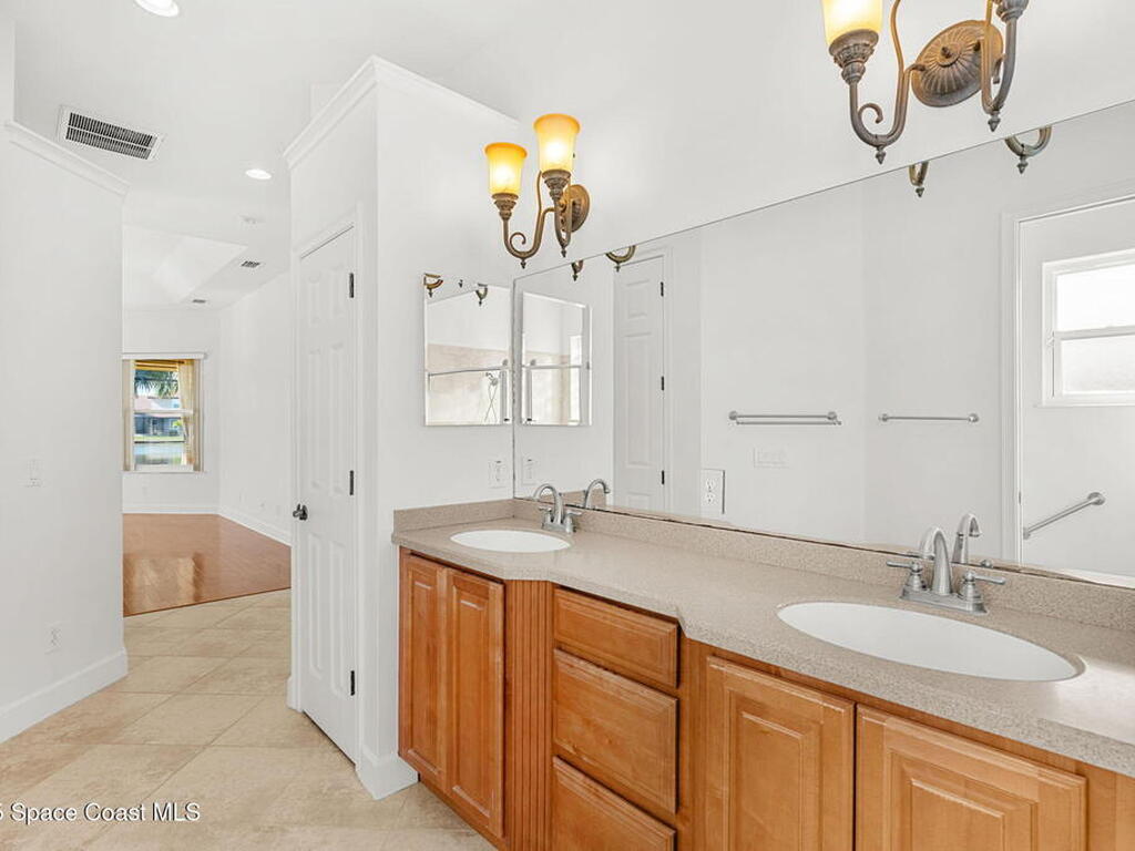 4034 Waterloo Place, Melbourne, FL 32940