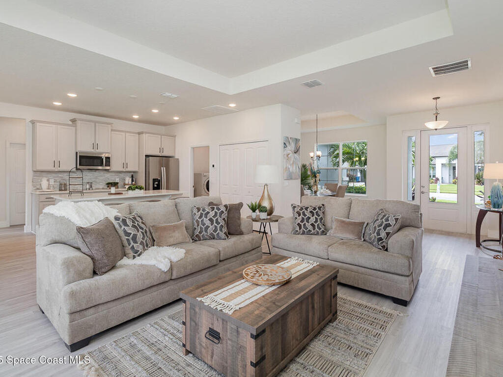 1982 Killian Drive, Palm Bay, FL 32905