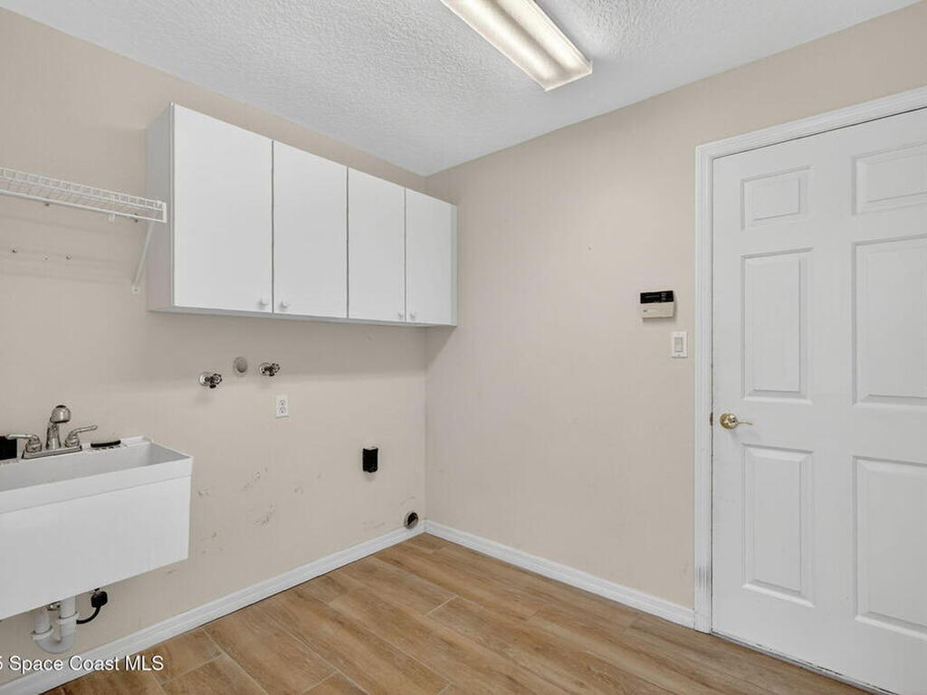 3401 Indian Trail, Eustis, FL 32736