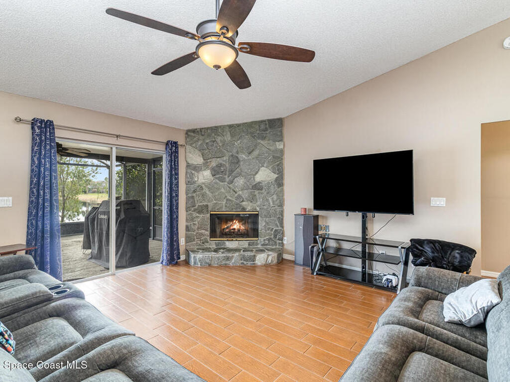 829 Honeysuckle Drive, Rockledge, FL 32955