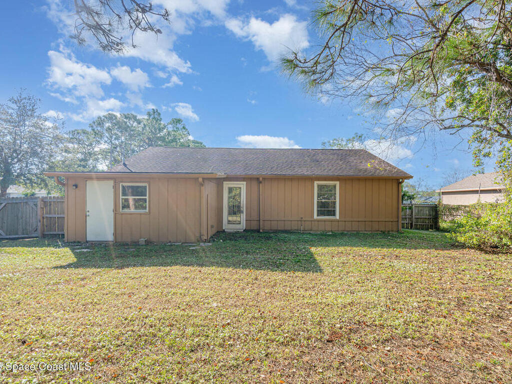 1193 Kenmore Street, Palm Bay, FL 32907
